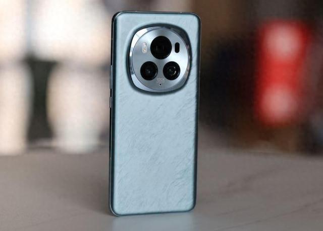 三款信号王者手机推荐:华为Mate 60 Pro、一加12、荣耀Magic 6 Pro综合评测